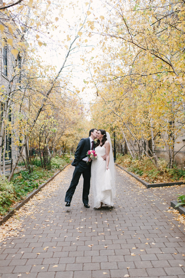 Celine-Kim-Photography-Toronto-AN-fall-wedding-University-of-Toronto-faculty-club-23