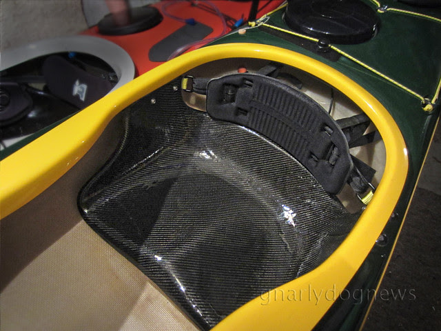 carbon seat4