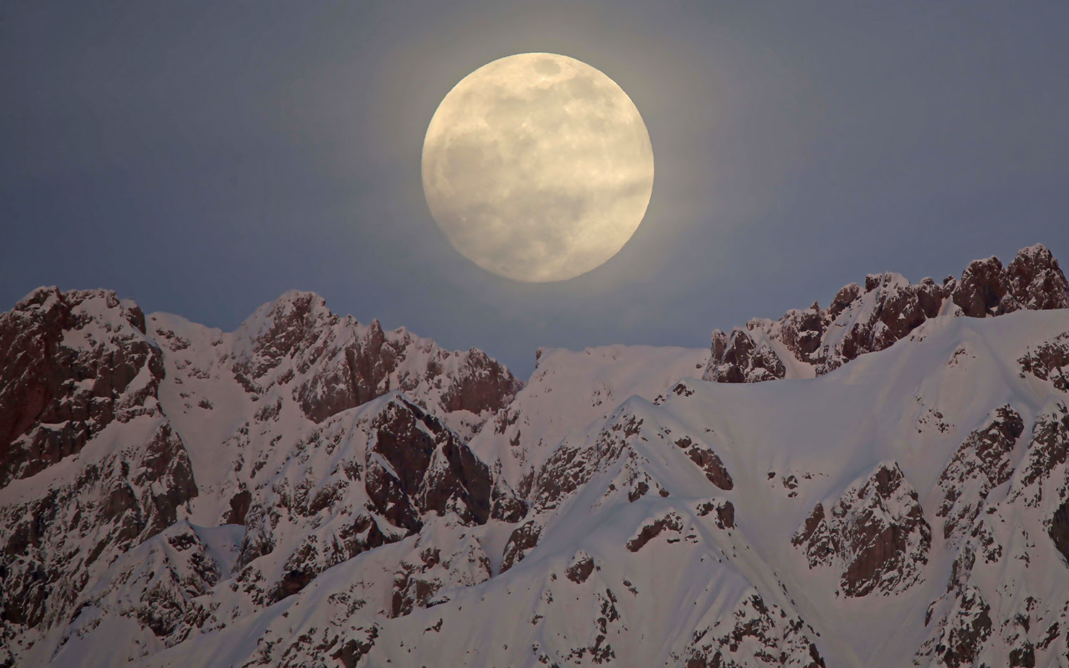February full moon 2021 See the 'Snow Moon' with Mars this weekend