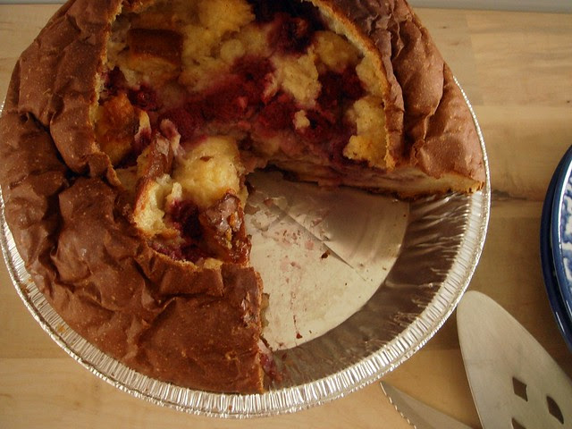 King's Hawaiian Raspberry Bread Pudding Bowl