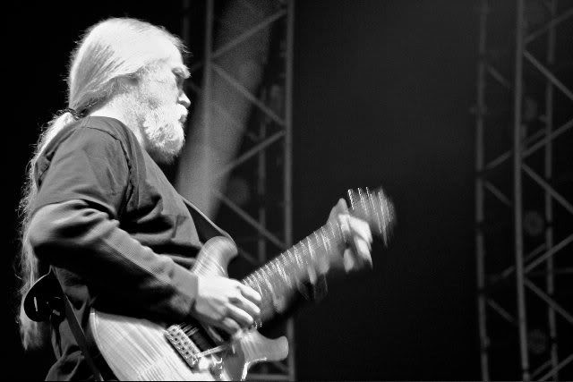 http://i114.photobucket.com/albums/n269/burnthday/2011%20Spring%20Tour/2.jpg