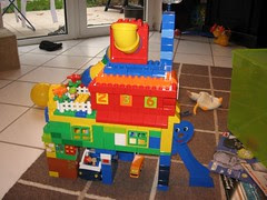 Ball chute tunnel supermarket police kids room house