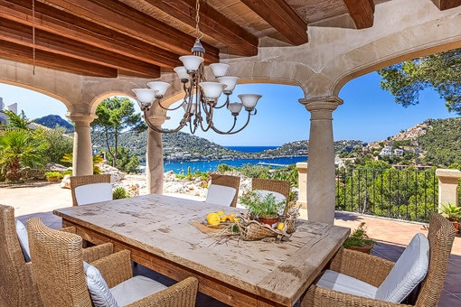 Ferienimmobilie Mallorca Kaufen Meri Sikharulidze