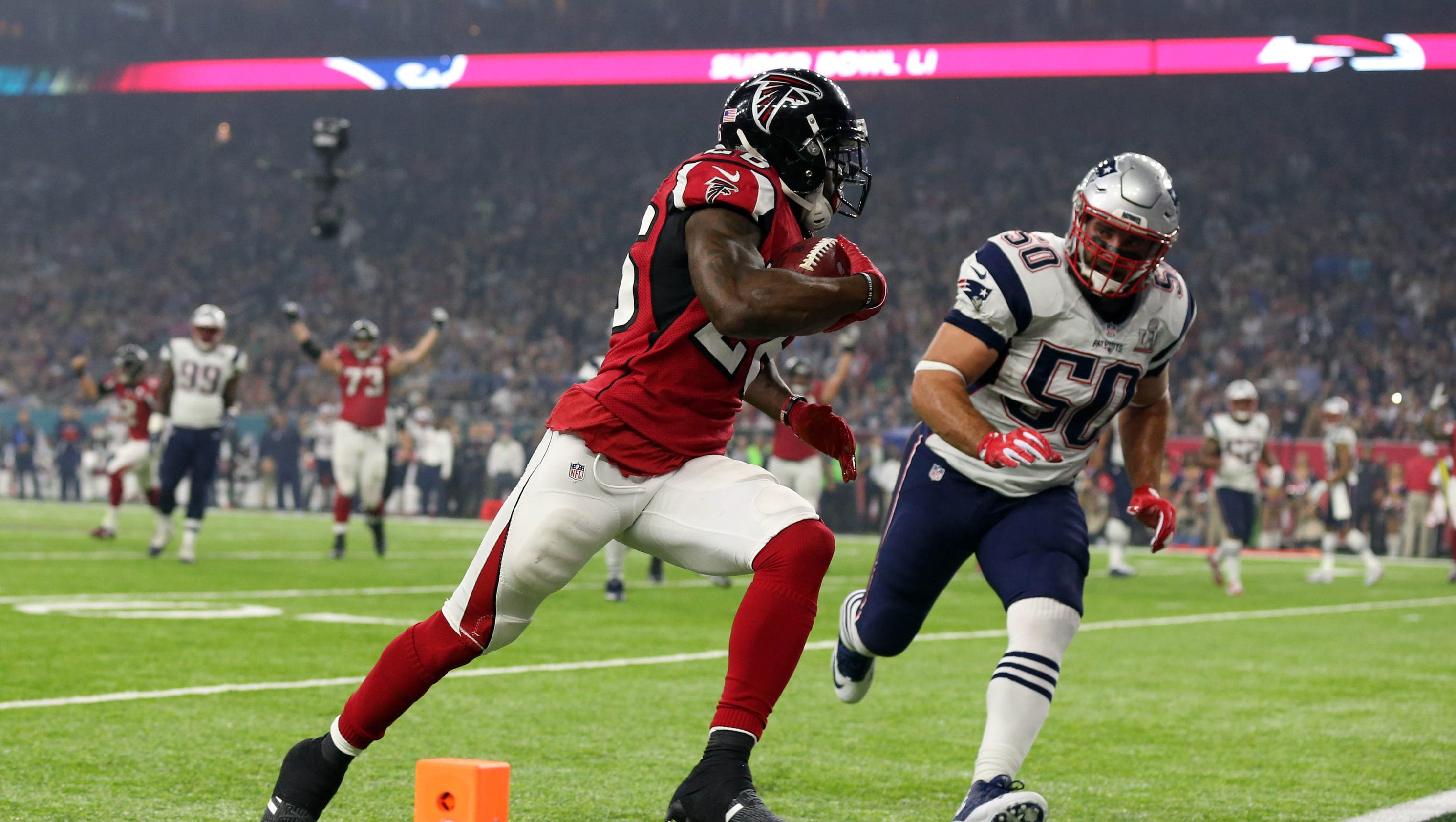 Super Bowl LI analysis: Falcons leading Patriots in second half Super Bowl LI analysis: Falcons leading Patriots in second half