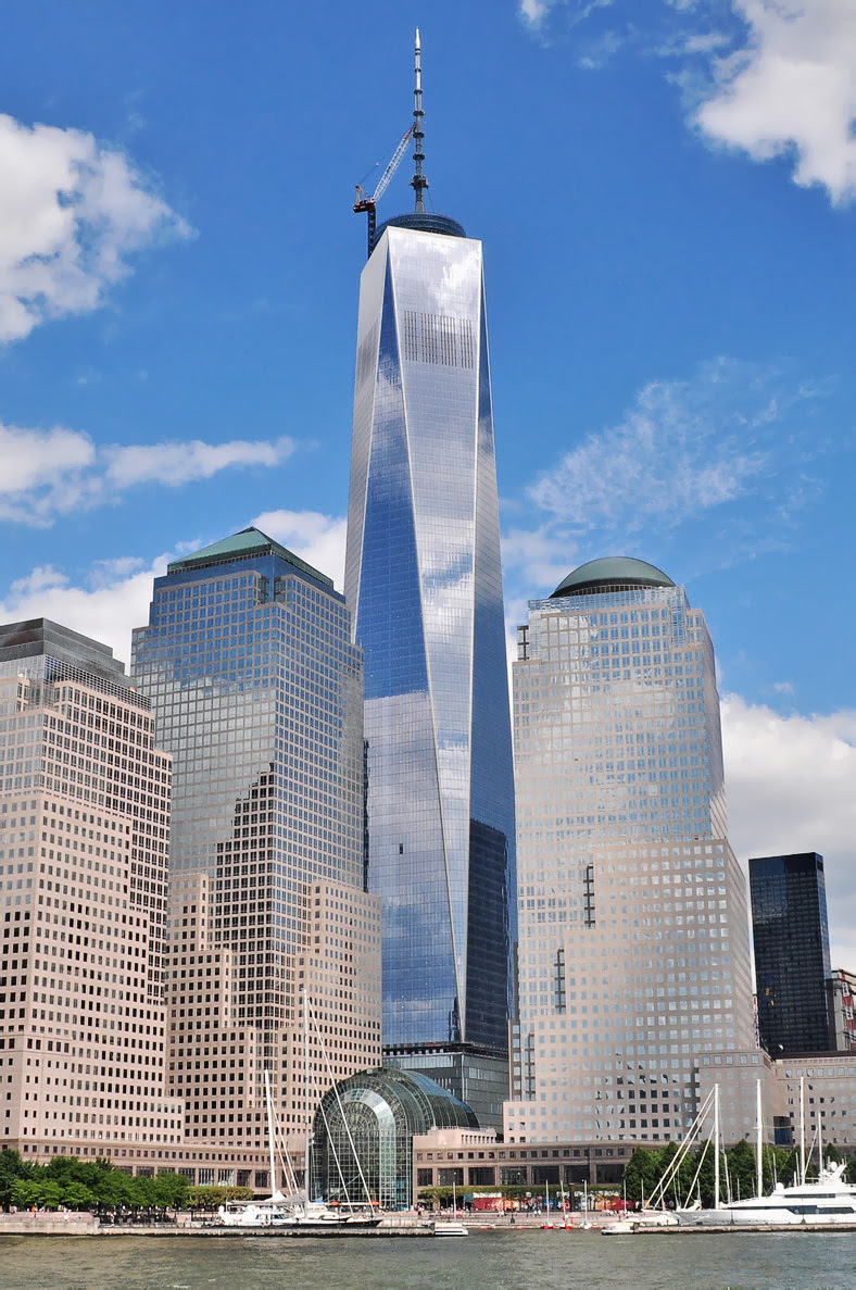 http://upload.wikimedia.org/wikipedia/commons/a/ac/OneWorldTradeCenter.jpg