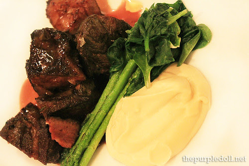 Dutch Veal Cheeks P925