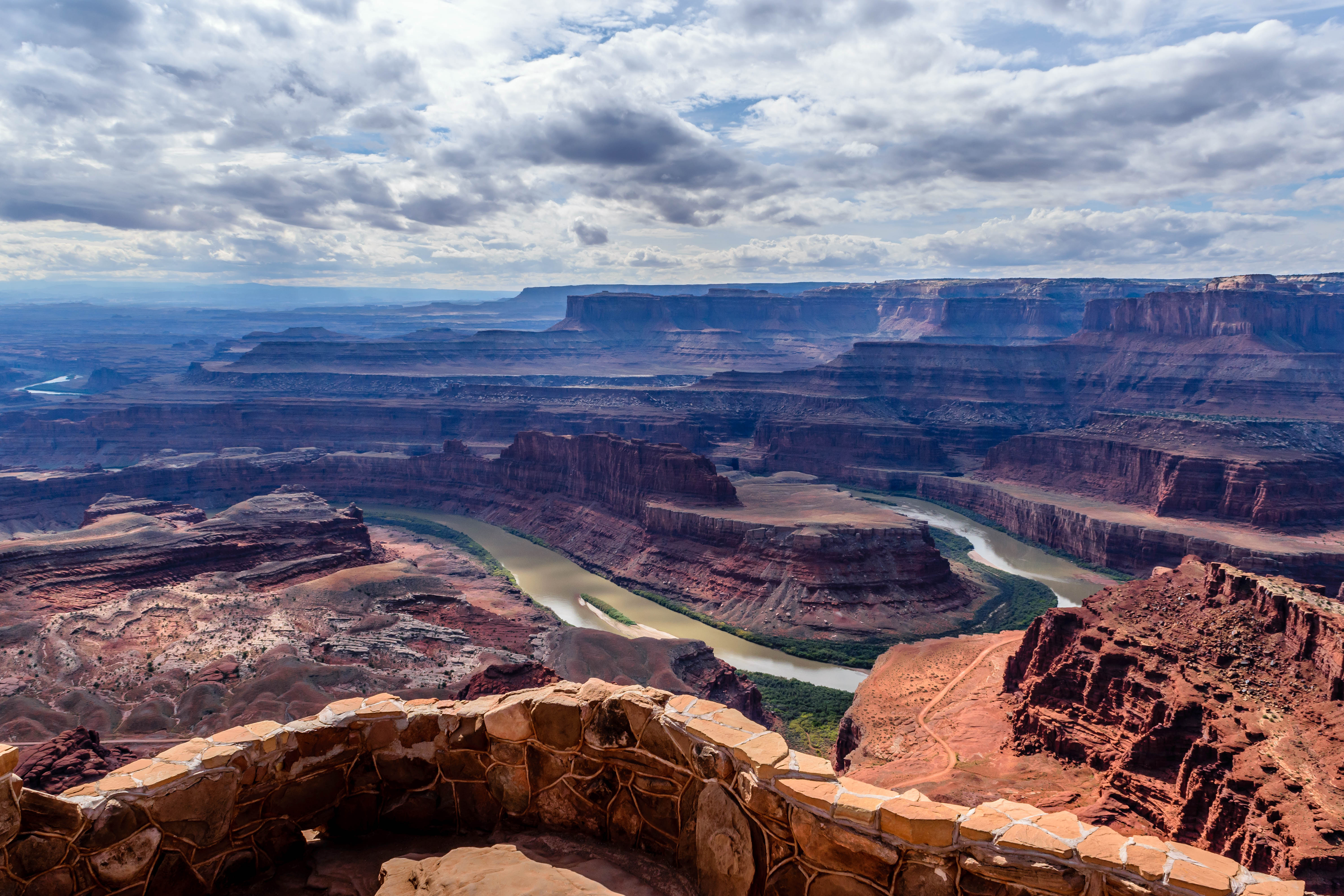 Earths Breathtaking Views: [OC] Dead Horse Point State Park [5989x3993]