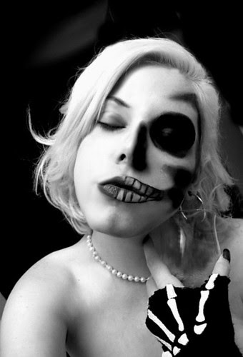 Skeleton face