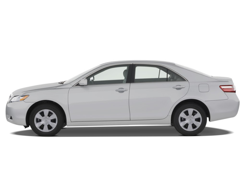 Side Exterior View - 2009 Toyota Camry 4-door Sedan I4 Auto LE (Natl) Side Exterior View - 2009 Toyota Camry 4-door Sedan I4 Auto LE (Natl)