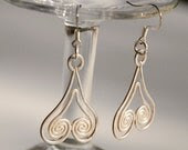 Handmade earrings heart silver wire wrapped - offpeter