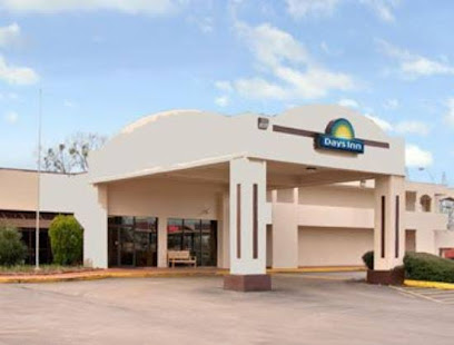 Lanett Inn