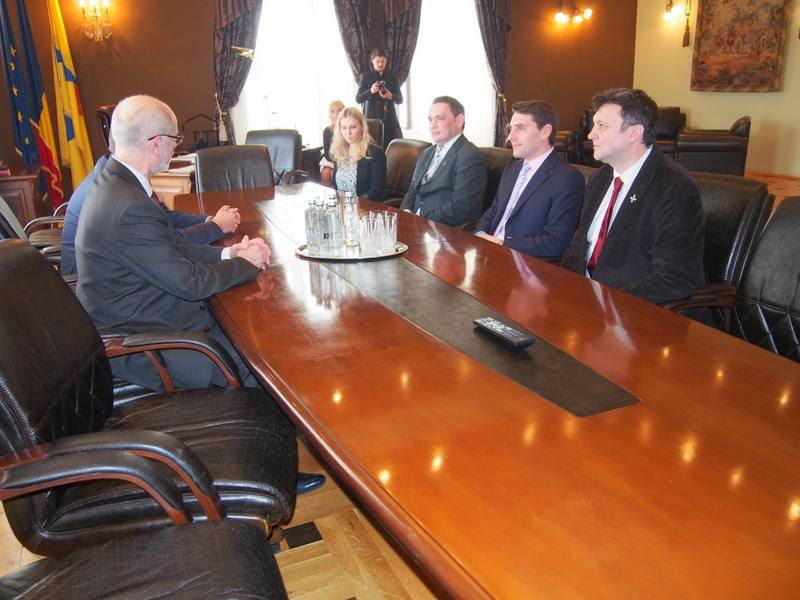 Principele Nicolae, în județele Cluj, Hunedoara, Arad și Timiș Principele Nicolae, în județele Cluj, Hunedoara, Arad și Timiș