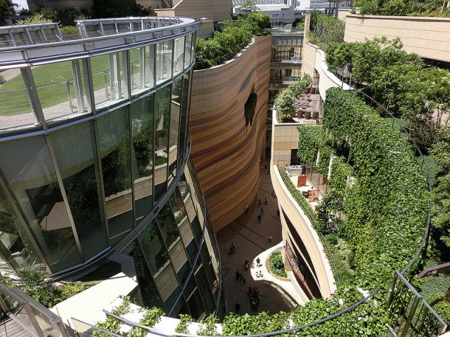 Namba Parks 03