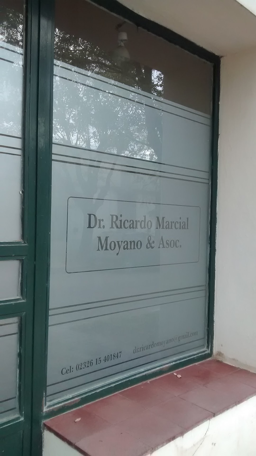 Dr Ricardo Marcial Moyano & Asoc.