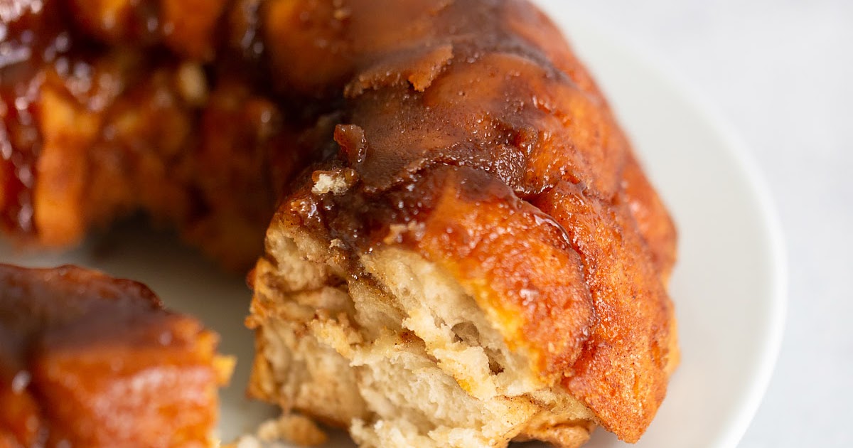 Monkey Bread With 1 Can Of Buscuits / Now open up all ...