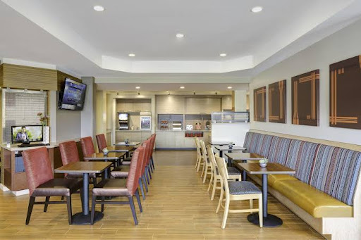 TownePlace Suites by Marriott New Hartford image 6