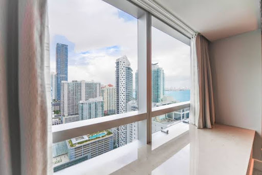 Luxury Hotel «Four Seasons Hotel Miami», reviews and photos, 1435 Brickell Ave, Miami, FL 33131, USA
