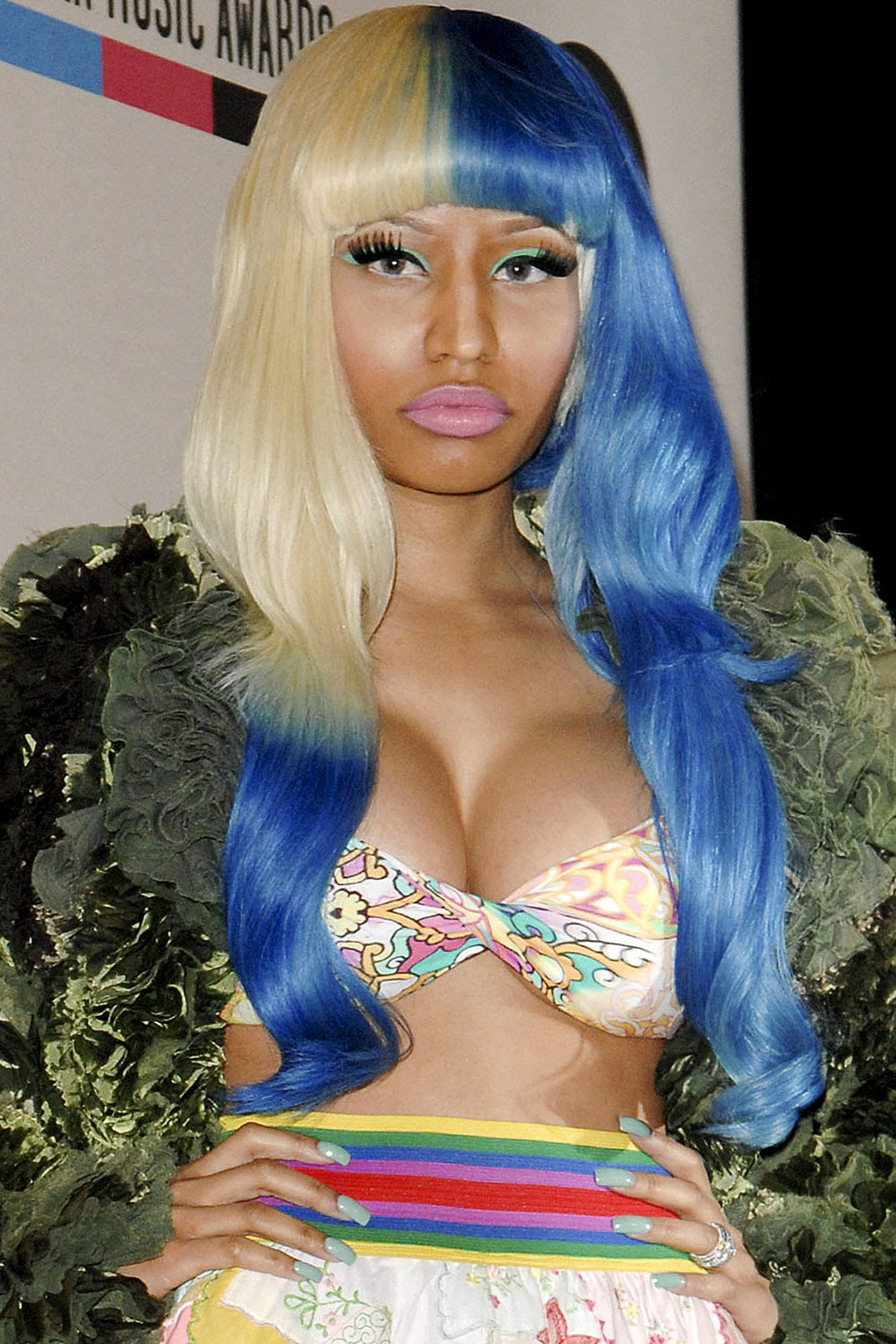 Nicki Minaj Blue Hair Spefashion