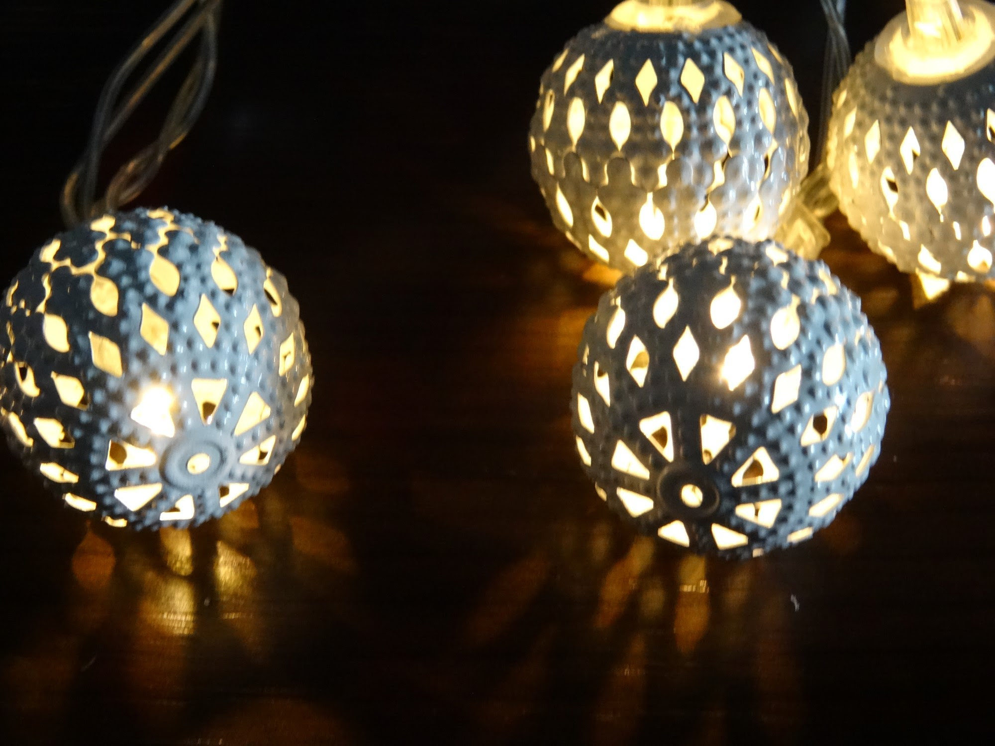 Lichterkette Kugeln