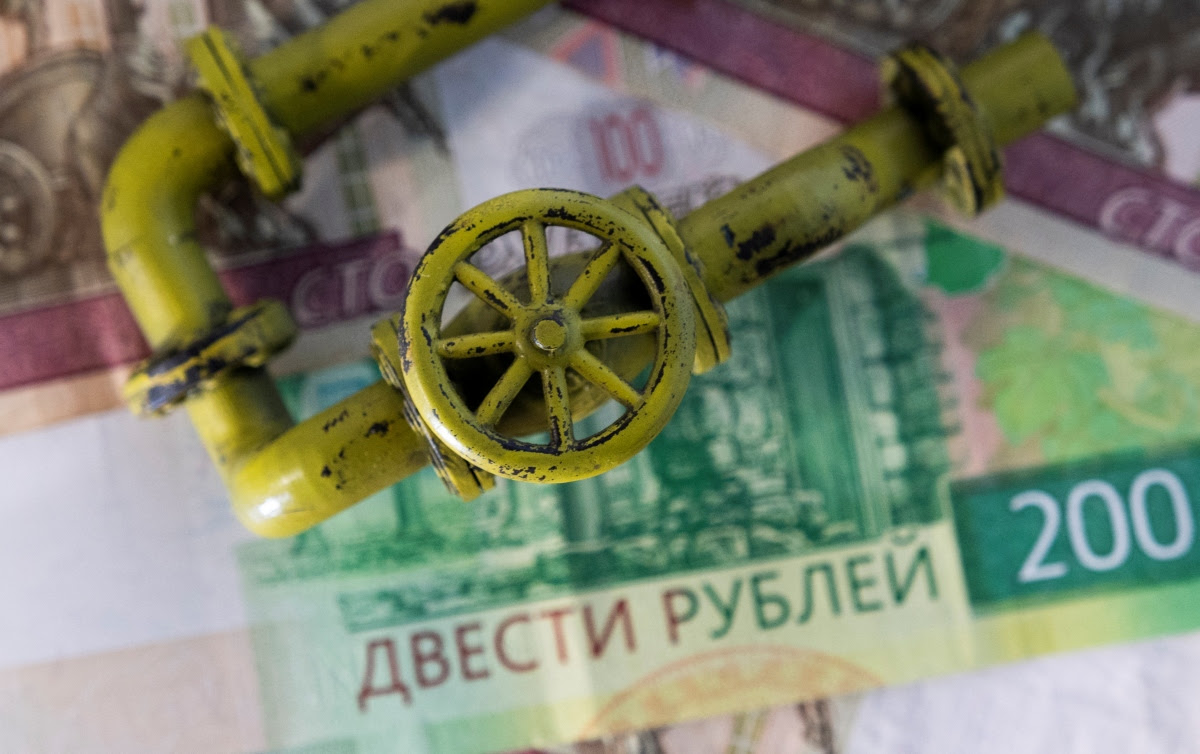 Đồng rúp mạnh nhất trong 7 năm: Nga làm sụp đổ lệnh trừng phạt của phương Tây