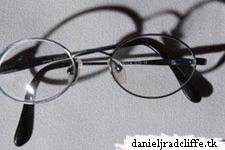 Daniel donates his glasses to Holocaust exhibition