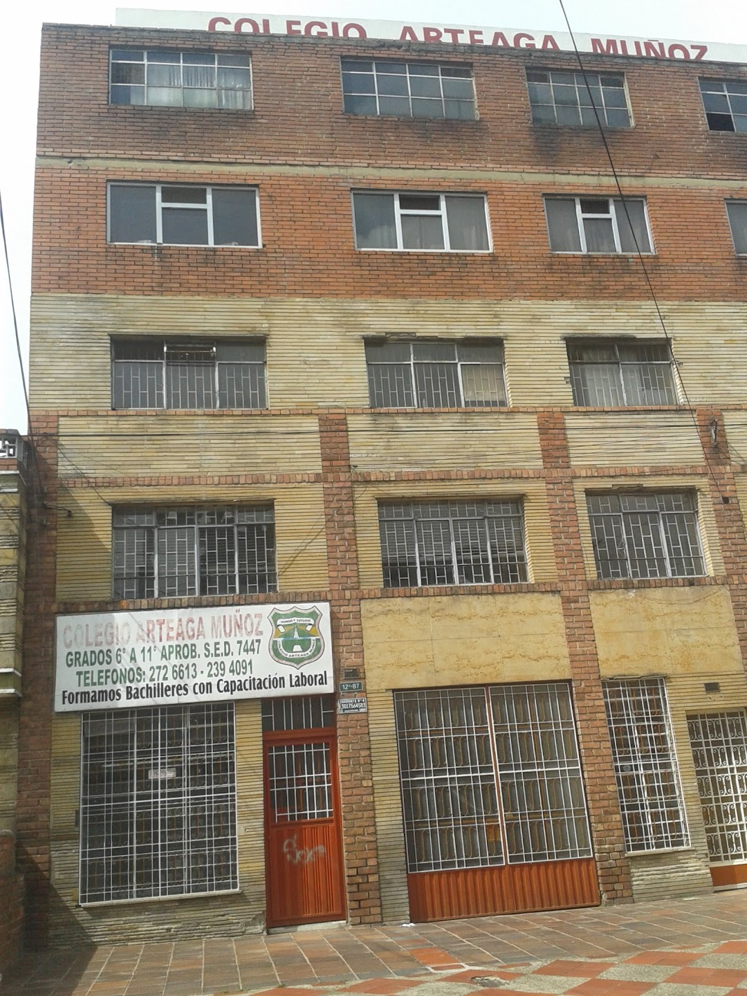 Colegio Arteaga Muñoz