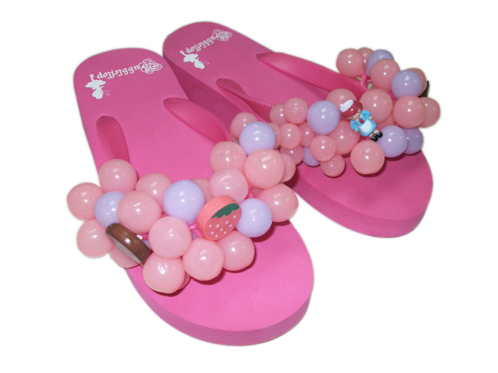 http://image.made-in-china.com/2f0j00MjHtYBJKLaoA/Slippers-RS025-.jpg
