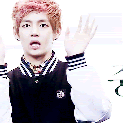 gifs v bts cutest Bangtan taehyung edit bangtan send help gifs v bts cutest Bangtan taehyung edit bangtan send help