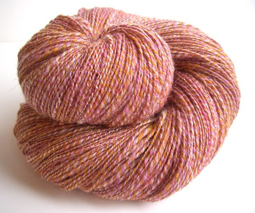 Roses in the Snow-3-ply-565yds-2-25WPI