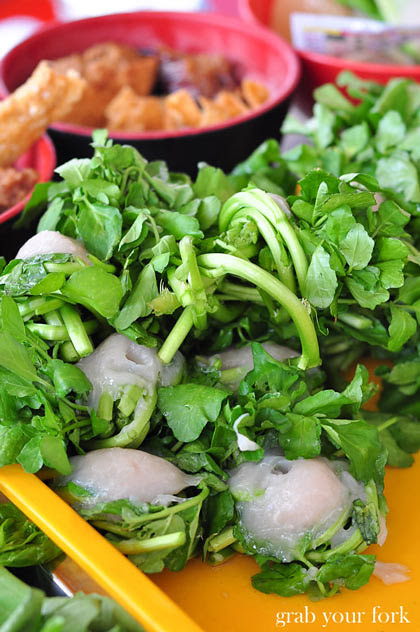 Watercress stuffed with fish paste