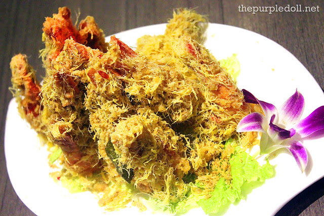 Crispy Cereal Prawn (Regular P375; Large P655)