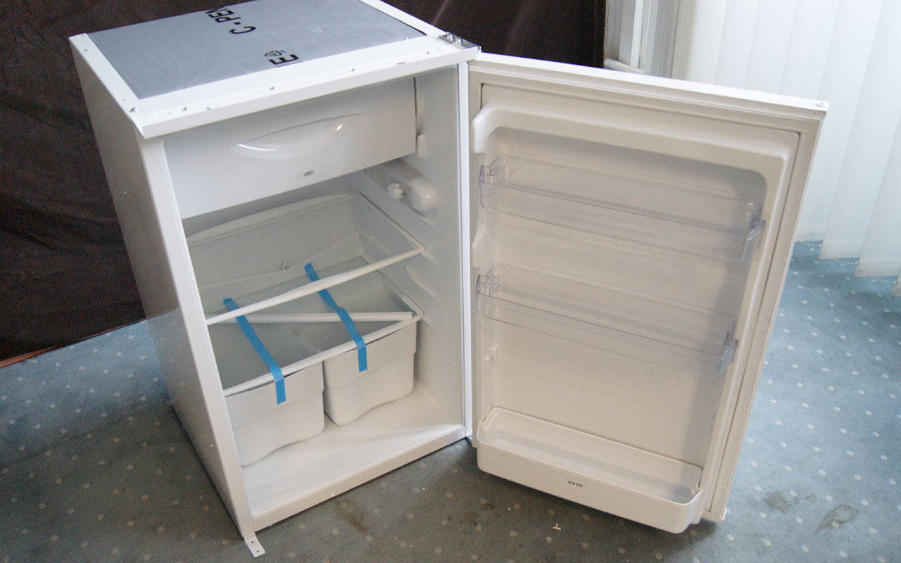 Smeg Kühlschrank Knacken : Smeg kühlschrank gefrierfach tropft kühlschrank schaltet nicht ab Smeg Kühlschrank Knacken : Smeg kühlschrank gefrierfach tropft kühlschrank schaltet nicht ab