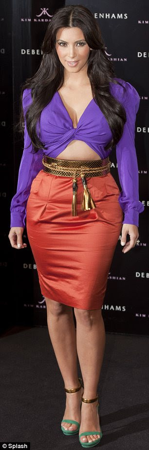http://i.dailymail.co.uk/i/pix/2011/06/09/article-2001222-0C78C19D00000578-643_306x921.jpg