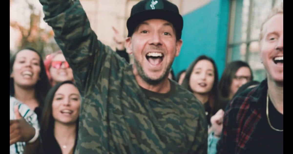 Lirik Simple Plan - Where I Belong Terjemahan dan Arti Lagu