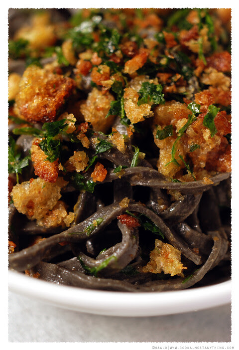 squid ink spaghetti© by Haalo
