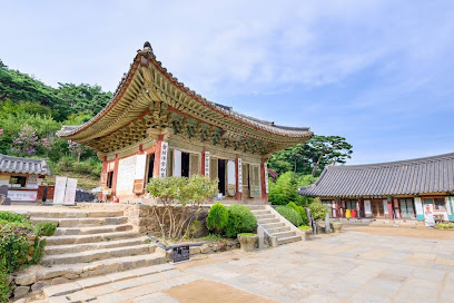 Jeondeungsa Temple