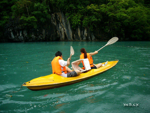 wern and nicole kayaking