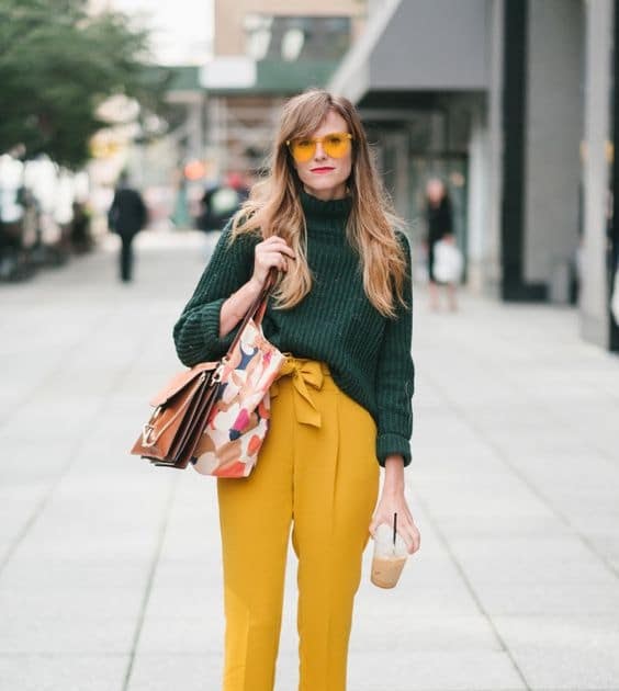Warna Khaki Cocok Dengan Warna Apa