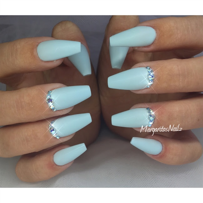 Featured image of post Baby Blue Acrylic Nails With Rhinestones : Royalty/press on nails,blue press on,nails fake nails,lux press on nails, royal blue nails.