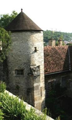 MONTBARD