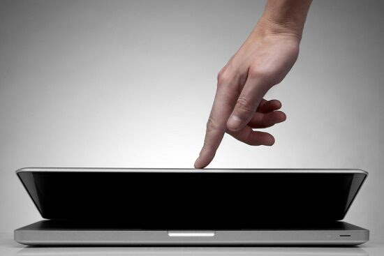layar laptop 4