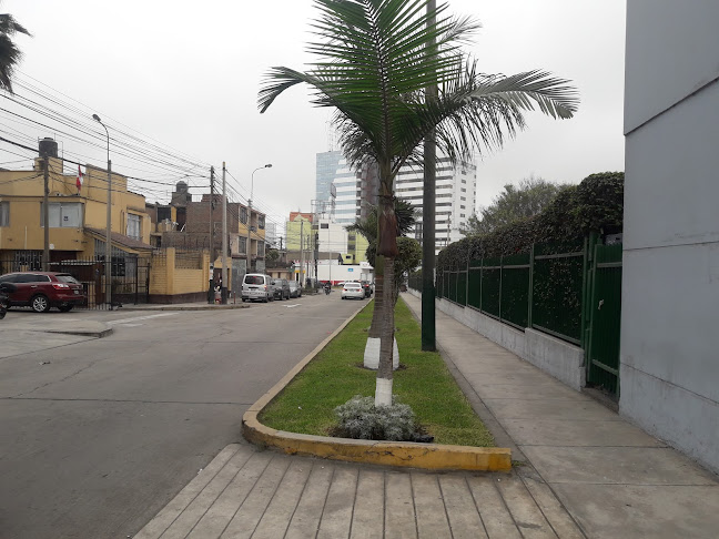 Comentarios y opiniones de Centro Empresarial "BLUE TOWER"