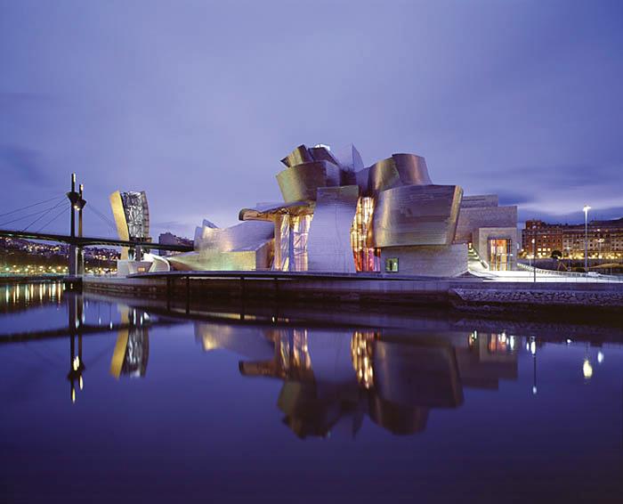 http://www.eikongraphia.com/wordpress/wp-content/5%20Guggenheim%20Museum%20Bilbao.jpg