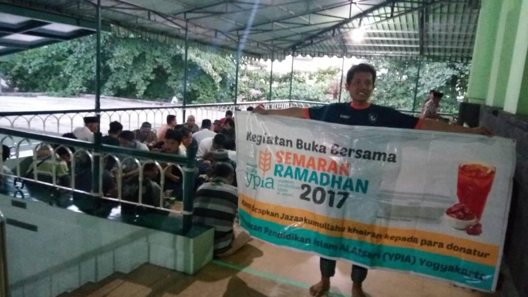 H:dokumentasi buka puasaWhatsApp Image 2017-06-16 at 08.27.49 (10).jpeg