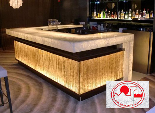 thi công quầy bar đá hoa cương