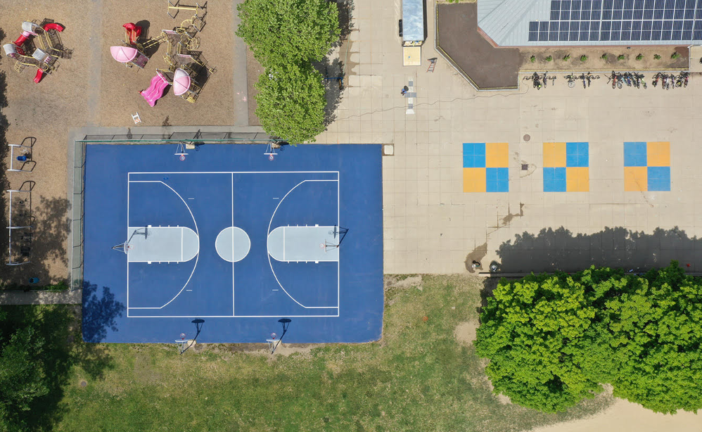 Tennis court