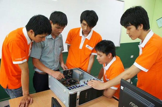 Ngoài triết lý “Thực học - thực nghiệp”, FPT Polytechnic còn có một chữ “thực” nữa được đề cao là “thực dụng”.