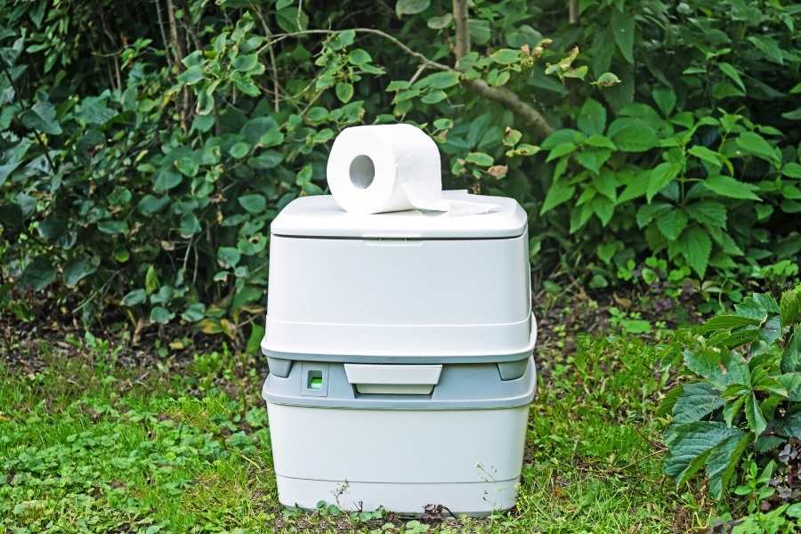 Mini Toilet for Camping Boating Hiking Trips HAPPYGRILL Portable Toilet Outdoor Travel Toilet RV Potty with Detachable Inner Bucket and Toilet Paper Holder 