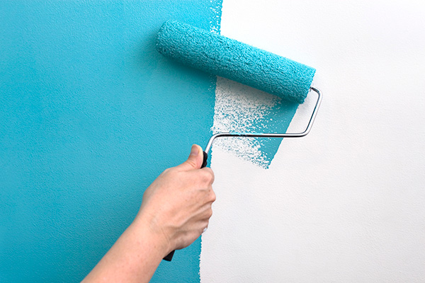 Furthermore, house painters can often increase their earnings by taking on additional jobs such as wallpaper installation. In some cases, they may even be able to negotiate higher rates for specific projects that require more skill or experience. 
