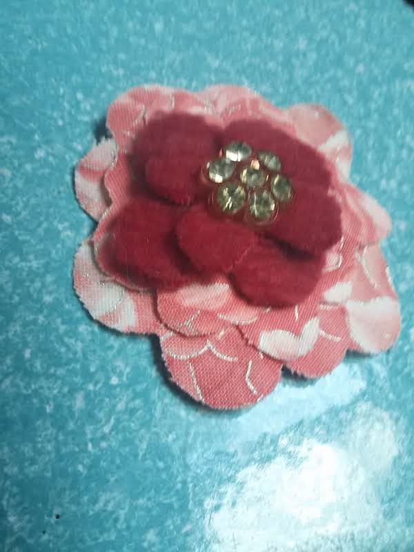 Red & pink Button Flower Magnets